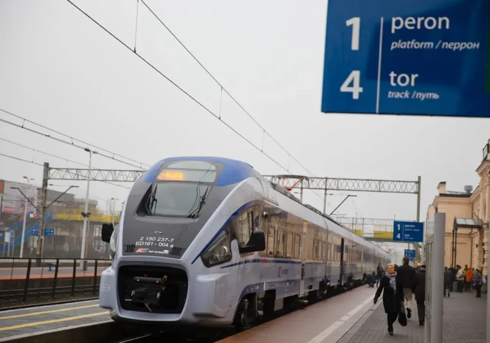Ile kosztuje pociąg z Bydgoszczy do Warszawy? Ceny biletów i porady.