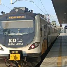 Jak dojechać do Mielna pociągiem z Katowic? Trasa i przesiadki bez problemu