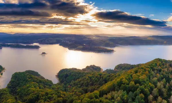 Polańczyk - Warto? Solina, Bieszczady - Kiedy jechać, dla kogo?